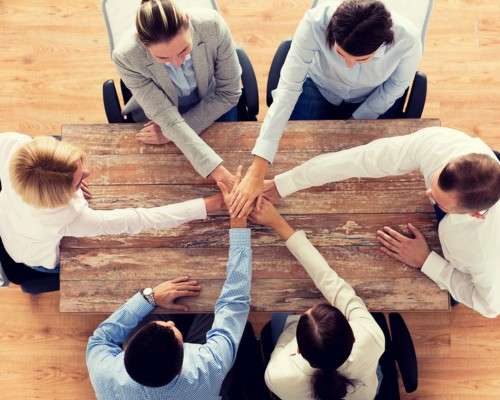 Informer, conseiller et simplifier la gestion RH des PME !